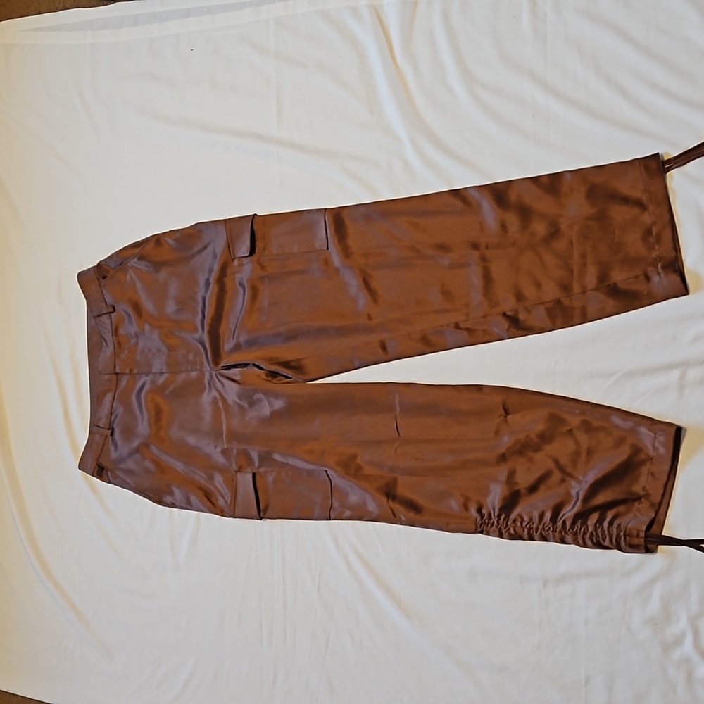 INTEMPO Brown dress pants with ties at bottom of the leg. Size 8